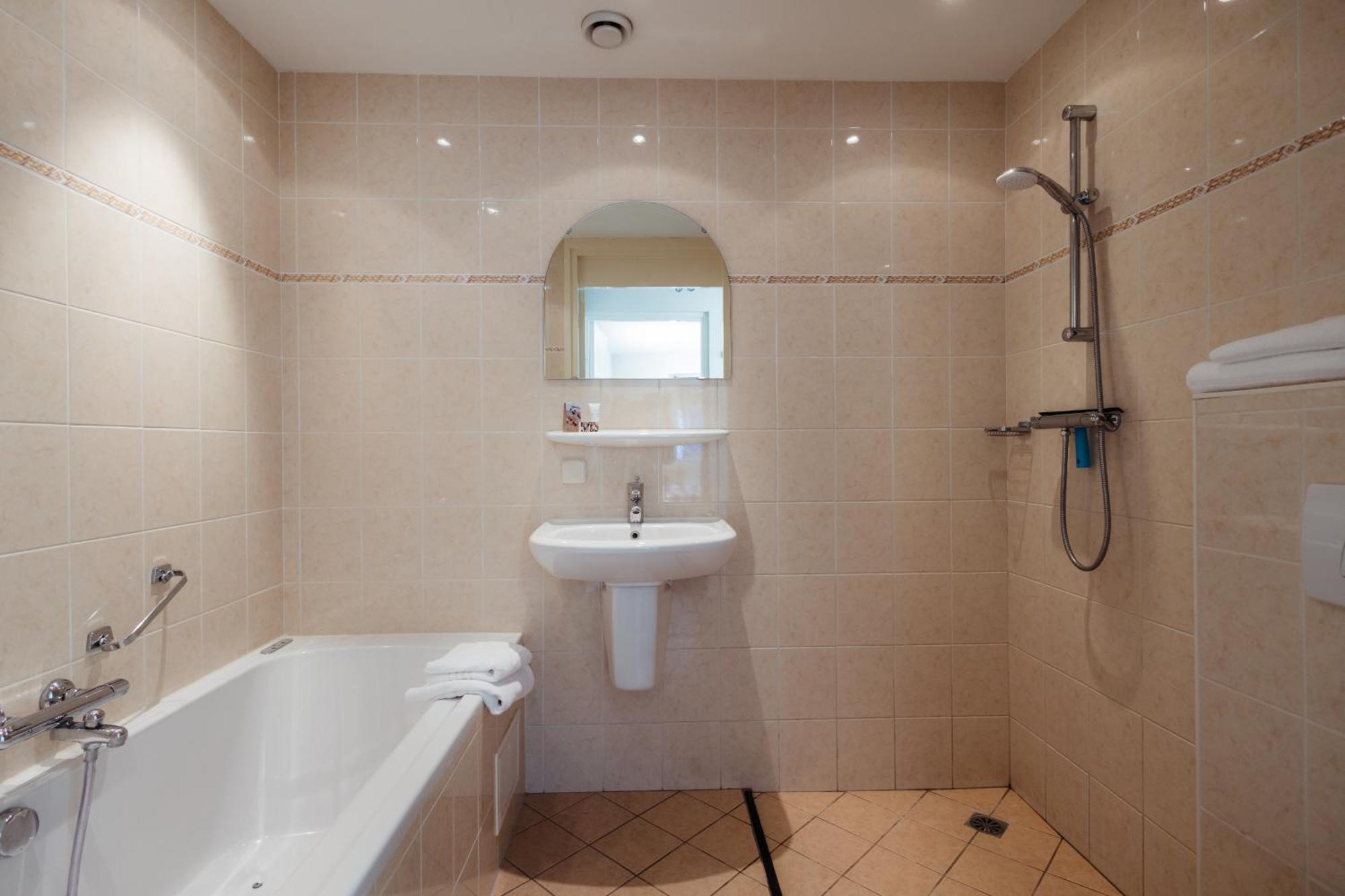 ברחן אן זיי Appartementen Hotel Meyer מראה חיצוני תמונה